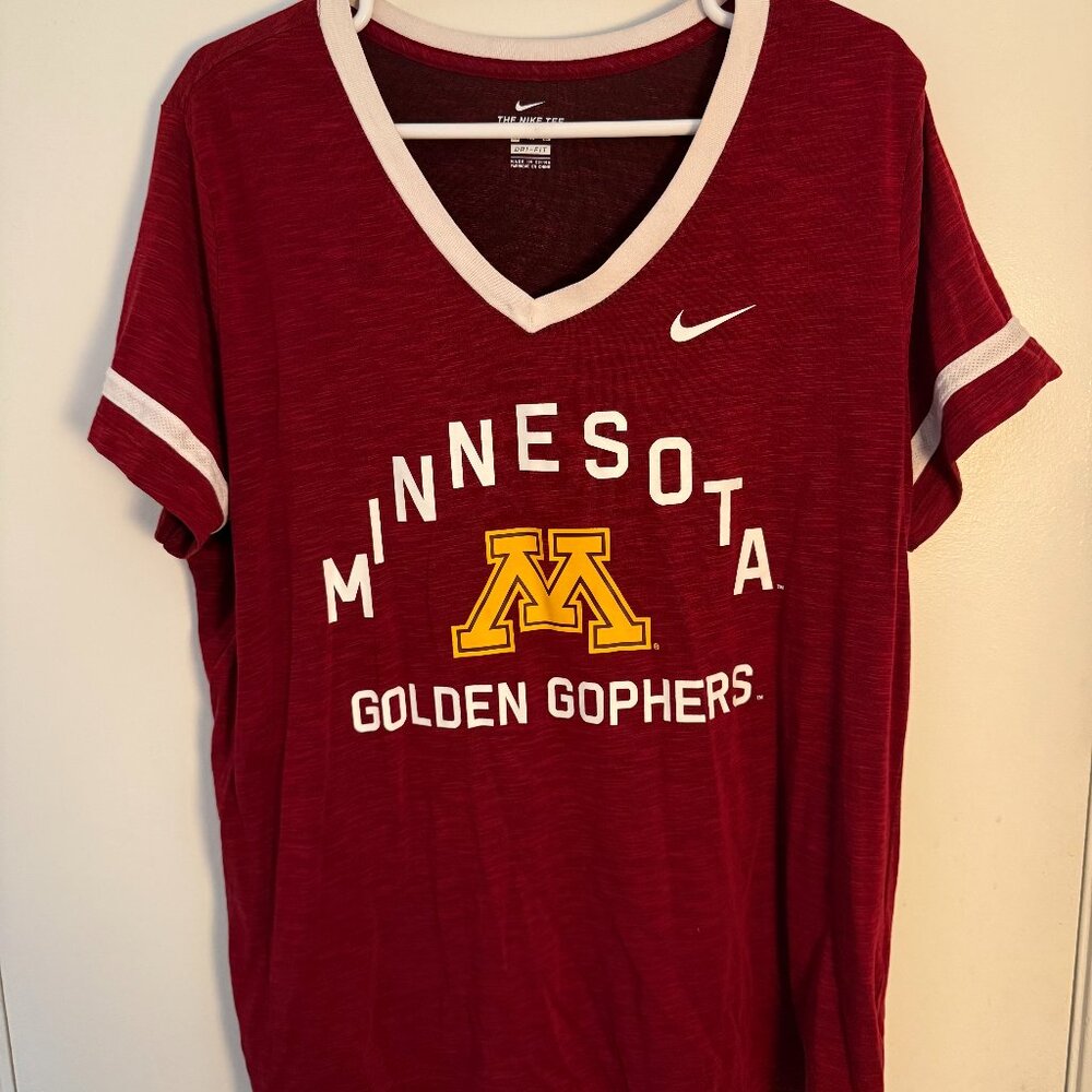 Nike Dri-Fit Women's Minnesota Golden Gophers Tee shirt - XXL